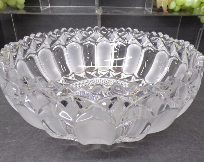 2307 Frosted Paneled Pattern 24% Lead Crystal Centerpiece Serving Bowl Vintage 9" - Excellent Condition No Chips or Cracks