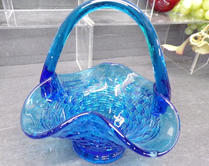 2311 Blue Basket Weave Glass 6" Vintage Basket Candy Dish Easter Basket - Great Condition