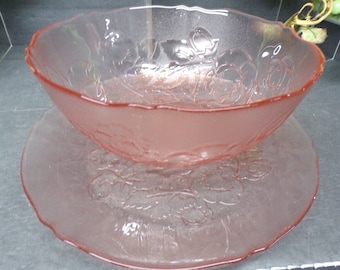 2311 Arcoroc Rosa- Pink Rosaline Textured Tempered Vintage Glass Serving Set 10.25" Platter & 9.25" Bowl