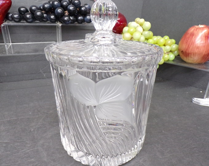 2310 Anna Hutte Bleikristall 24% Lead Crystal 8" Biscuit Jar and Lid with Swirl Pattern & Frosted Flowers- Excellent Condition