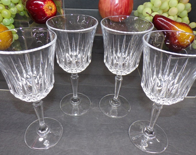 2304 Wine Water Glasses / Goblets Beautiful 24% Lead Crystal 8" Stemmed Vintage Set of 4 - Great Condition No Chips or Cracks