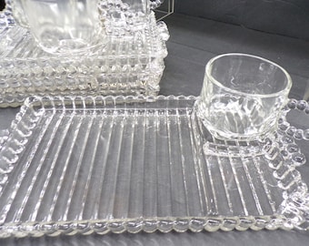 2511 Hazel Atlas Ball & Rib Sip-n-Smoke Vintage 8 pc Set- (4) Snack Plates with (4) Matching Cups - Great Condition- No Chips/ Cracks