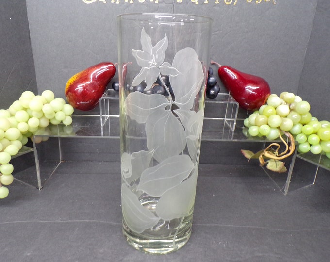 2305 Beautiful Vintage 11"Textured Glass Vase with Frosted Flowers -Good Condition No Chips or Cracks