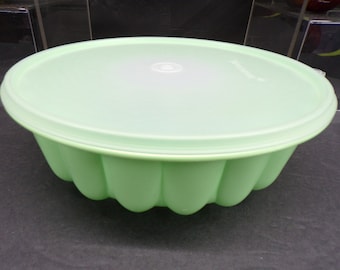 2408 Tupperware Jello Mold Ice Ring Mint Green 3 pc Vintage 1202 1201 1203 Holiday- Great Condition
