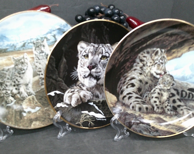 2403 Big Cat Vintage Collector Plates Mismatched Set of 3 - Great Condition