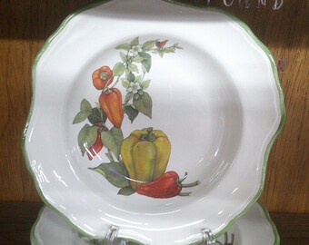 2412 Ceramica Due Torri Per Alimenti 9.5" Peppers Pattern Green Scalloped Rimmed Vintage Pasta Bowls Set of 4 Made Italy - Great Condition