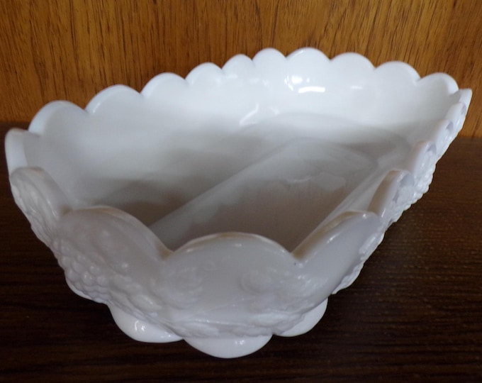 2506 Westmoreland Vintage Milk Glass 12"x7" Raised Grape and Leaf Rectangle Scalloped Rim 3" Tall Bowl - Great Condition