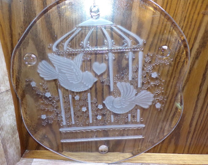 2508 Beautiful Kosta Boda Vintage Frosted Love Birds and Floral Pattern 13" Platter