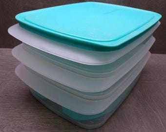 2605 Tupperware 5 pc Vintage Teal Fridge Deli Meat Cheese Keeper 10" x 7"
