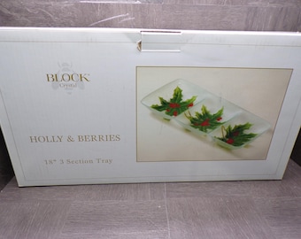 2605 Block Crystal Vintage Holly & Berries Matte Finish 18" 3 Section Tray - Excellent Condition in Original Box
