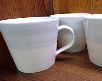 2507 Royal Doulton "1815" Vintage 3.5" 12 oz Mugs Set of 3 Light Blue with White Made in England - Pre-owned Great Condition