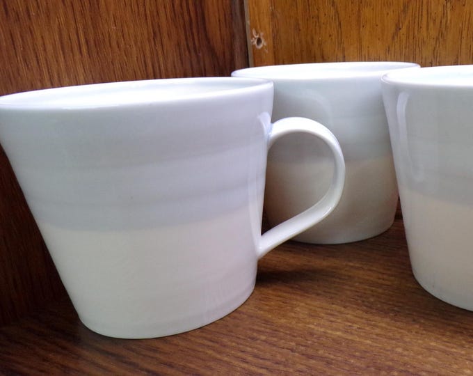 2507 Royal Doulton "1815" Vintage 3.5" 12 oz Mugs Set of 3 Light Blue with White Made in England - Pre-owned Great Condition