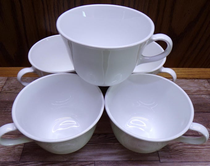 2509 Corelle Livingware 8 oz Pure White Coffee Cups Set of 5 - Great Condition