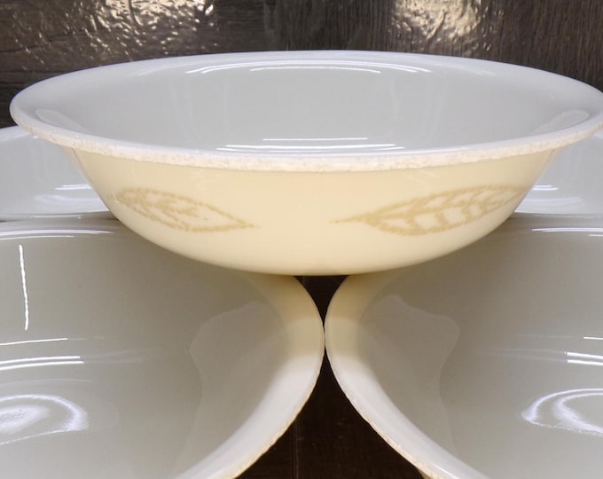 2602 Corelle Vitrelle Textured leaves Dinnerware Beige Green Leaf 5.5" Bowls Set of 5 - Great Surface Condition Rough Edges