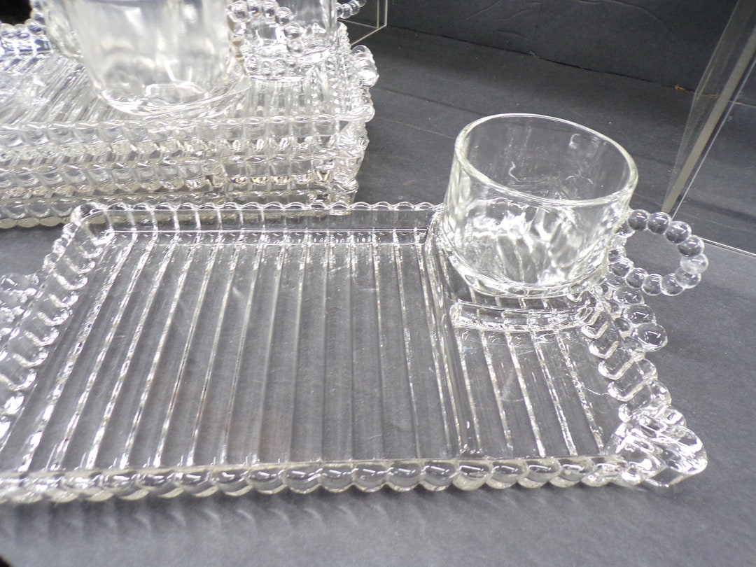 2406 Hazel Atlas Ball & Rib Sipnsmoke Vintage 8 Pc Set 4 Snack Plates