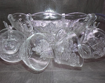 2606 Anchor Hocking "Vintage" 18 pc Clear Glass Harvest Grape Punch Bowl Set Smooth Chip on Rim