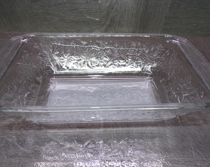 2602 Vintage Princess House Fantasia Design 9" x 5.5" Loaf Pan Oven Proof Made in France - Great Condition