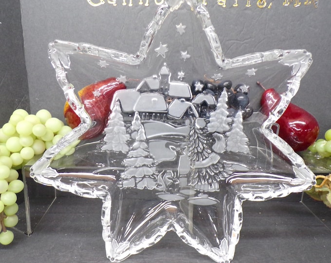2311 Mikasa Christmas Carol Serving Platter 12" Frosted glass Star - Good Condition No Chips or Cracks