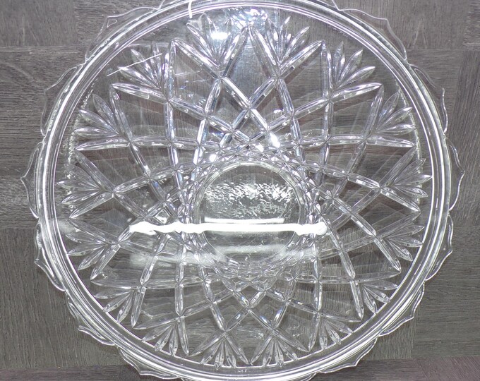 2602 Vintage 14" Footed Lead Crystal Serving Tray Platter - Pineapple Cut Pattern - Good Condition Few Light Scratches