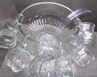2606 Jeanette Glass Crystal Fruit Vintage 18 pc Punch Bowl Set