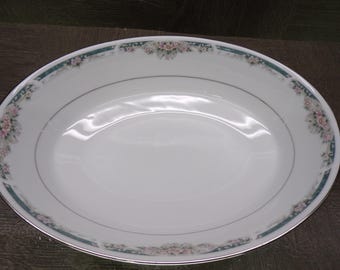 2602 Noritake Legendary Enhancement #4035 Vintage China 9.75" x 7.25" Oval Vegetable Serving Bowl - Great Condition
