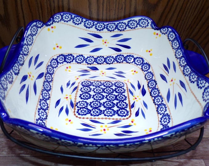 2508 Temptations Old World Ovenware by Tara 2.5 qt Casserole Dish with Cradle - Great Condition