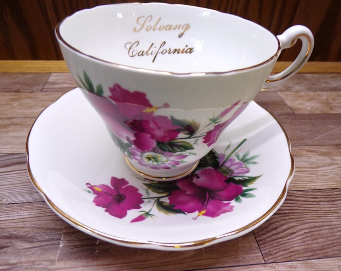 2511 Regency Fine Bone China Vintage Solvang California Pink Rose w/Gold Accent Coffee / Teacup & Saucer Made in England - Great Condition