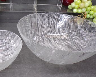 2311 Textured Glass Vintage Serving Bowl Pair - 10.75" & 7"