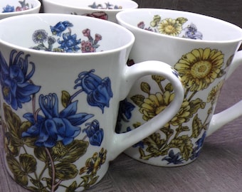 2605 Wildflower Meadow Vintage 10 oz Bone China Coffee Mugs / Cups Set of 4
