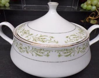 2308 Allegro Green Flower Fine China Made in Japan Great