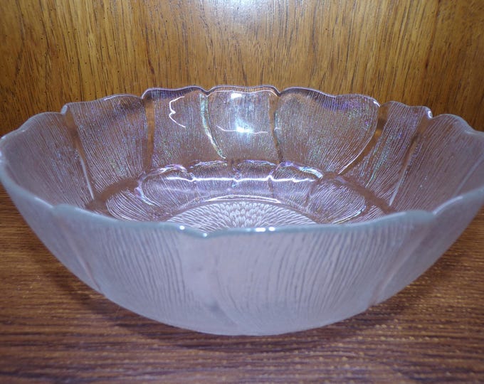 2505 Chipped Arcoroc "Fleur" Flower Textured Tempered Glass 10.5" Vintage Serving Bowl w/ Petal Pattern Made in France - Smooth Chip on Rim