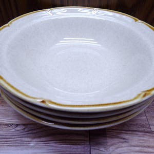2508 Hearthside Classics Hand-Painted Vintage Stoneware 6&quot; Cereal / Soup Bowls Set of 4 Made in Japan - Great Condition