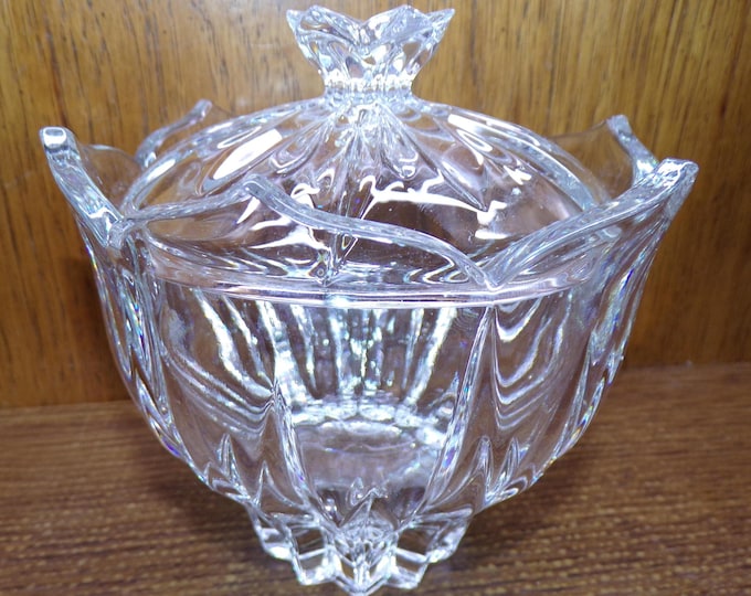 2507 Gorham Lead Crystal 6" Lotus Flower Shaped Covered Candy Dish - Pre-owned Excellent Condition