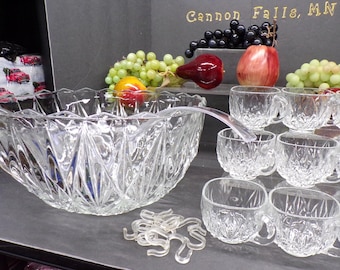 2503 Hazel Atlas Williamsport Square Prism Vintage Punch Set 11" Bowl, 10 Cups, 10 Plastic Hooks & Ladle - Great Condition