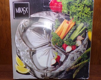2503 Mikasa Crystal Garden Terrace 3 Part Divided Server Tray 12” Snack Platter - Great Condition in Original Box