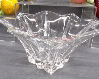 2307 Mikasa Crystal "Skyline" WX225/726 Vintage Square 10.25" Centerpiece Bowl - Starburst - One Point has a Hard to See Chip