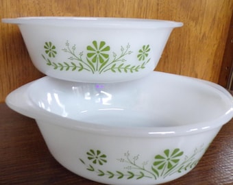 2507 Pair of Glassbake Vintage Green Primrose Milk Glass 10" x 9" J2600 Oval 1.5 Qt Casserole Dish - Pre-owned Great Condition