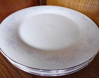 2507 Royal Doulton Bedford 1976 Vintage 10.25" Dinner Plates Set of 4 Blue & White Floral w/ Platinum Rim Made in England - Good Condition