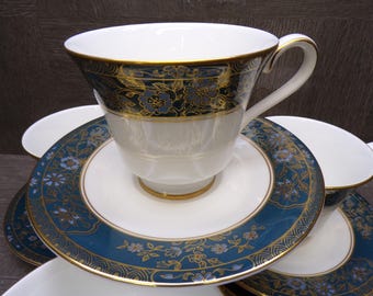 2602 Royal Doulton Carlyle Vintage English Fine Bone China 8 pc Set - 4 Cups & 4 Saucers Made in England - Great Condition