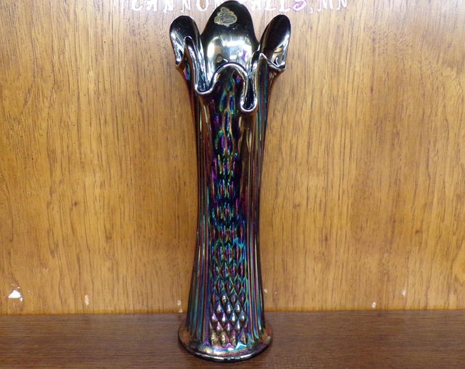 2501 Fenton Vintage Iridescent Amethyst Carnival Glass 14" Diamond Point & Ribbed Swung Vase w/Stamp n Sticker - Great Tones Great Condition