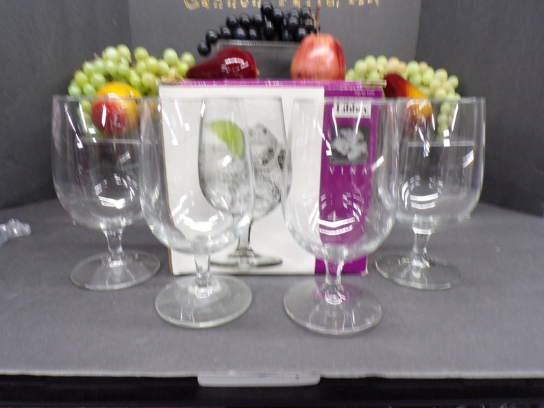 2303 Libbey Glass Vina 16 Oz. Stemmed 6.25 Wine / Water Glasses Set of