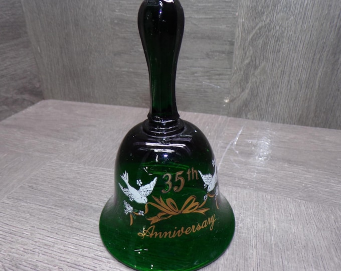 2603 Viking Glass Vintage Green 6" Dinner Bell 35th Anniversary w/ Doves - Great Condition
