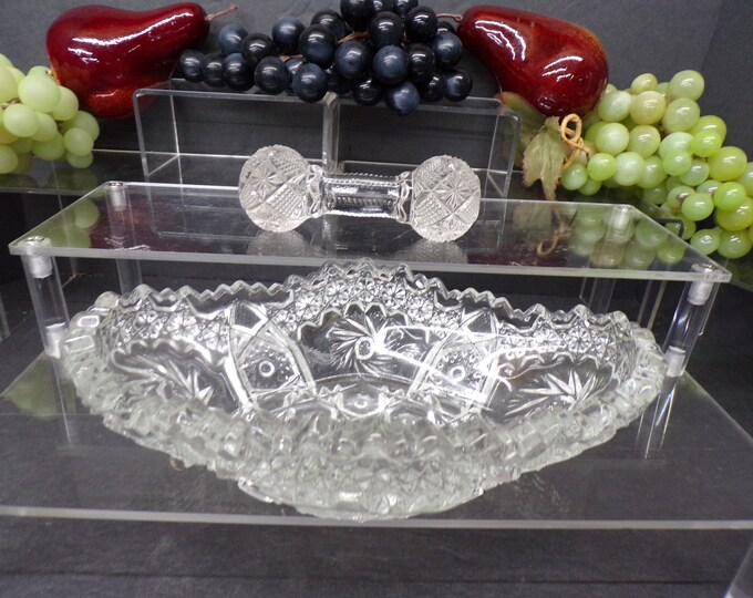 2305 Whirling Star 7.5"x4.5" Boat Shaped Bowl & Elegant 4" knife rest Crystal Vintage Oval - Good Condition No Chips or Cracks