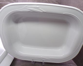 2609 Corning Casual Elegance White Flora L-15 Rectangle Lasagna Casserole Baker w/ Cover