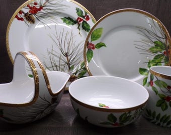 2604 St. Nicholas Square Holiday Laurel Christmas Dinnerware 18kt Gold Band Fine Porcelain Dinnerware - Choose from List: