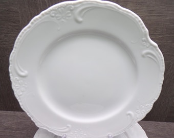 2603 Narco Beautiful White Porcelain Vintage 7.25" Salad / Snack Plates Set of 4 Made in Japan - Great Condition