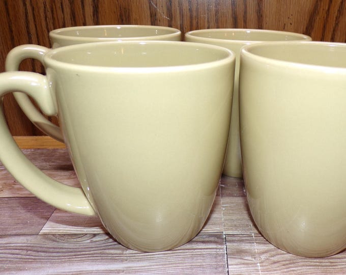 2511 Corelle Stoneware 12 oz 4" Tall Beige / Tan Coffee Mugs / Cups Set of 4 - Great Condition