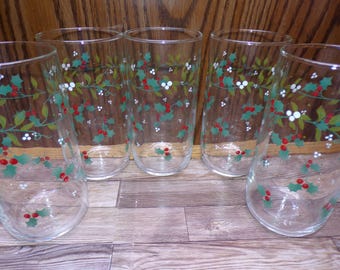 2510 Christmas Holly & Berry Vintage 6" 12 oz Tumbler Set of 5 - Good Condition