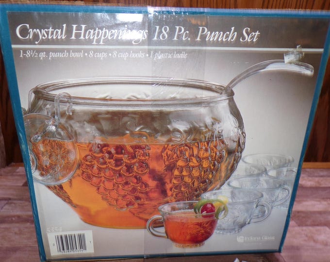 2509 Indiana Glass Crystal Happenings 18 pc Vintage Punch Bowl Set- 8.5 qt Bowl, Plastic Ladle, 8 Cups & 8 Hooks - Like New in Orig. Box