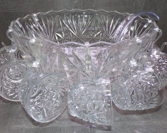 2606 Anchor Hocking Arlington 26 pc Vintage Punch Bowl Set